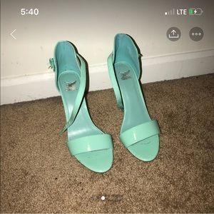 Women’s size 8 sandals